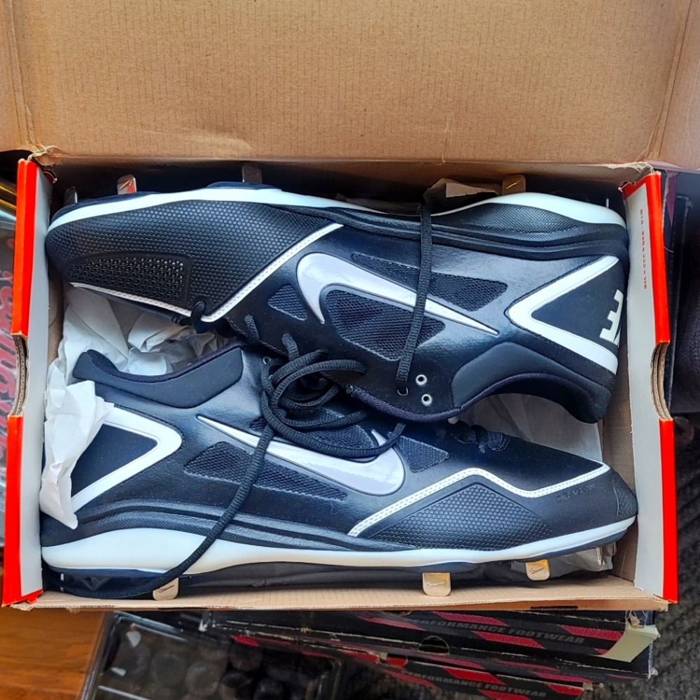 New In Box!  NIKE Men's ZOOM GRIT Metal Baseball Cleats - SIZE 14